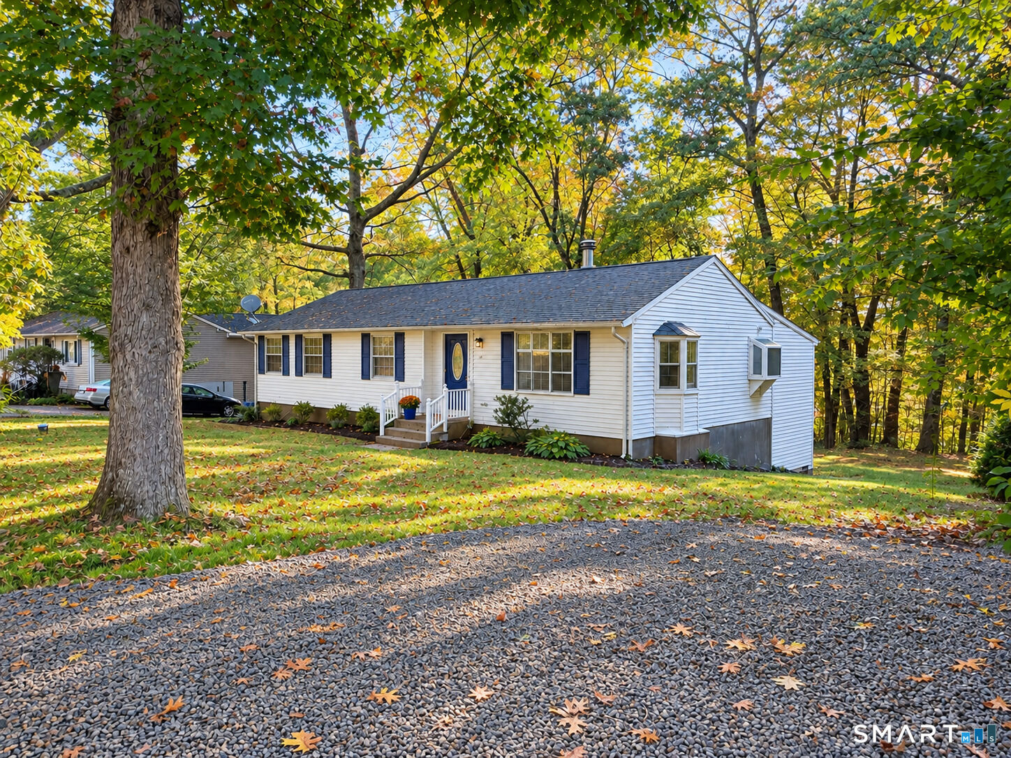 Property Photo:  6 East Hayes Road  CT 06424 