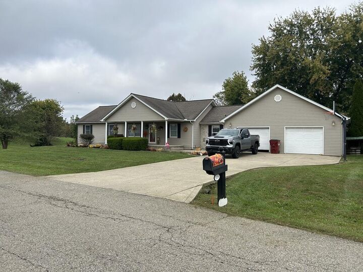 Property Photo:  119 Victoria Lane  OH 45661 