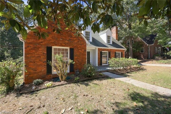 Property Photo:  1007 Wellington Street  NC 27262 