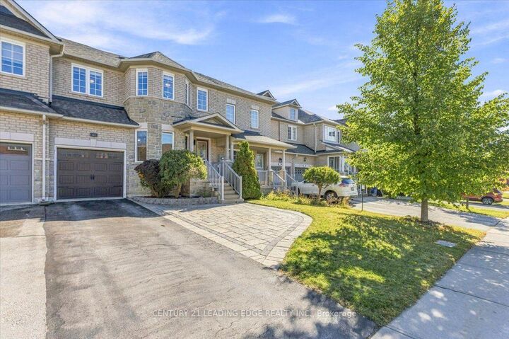 Property Photo: 347 Woodfern Way ON L3X 2X1