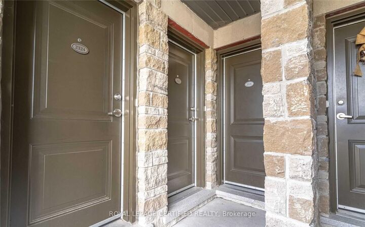 Property Photo:  20 Westmeath Lane 2325  ON L6B 1N5 