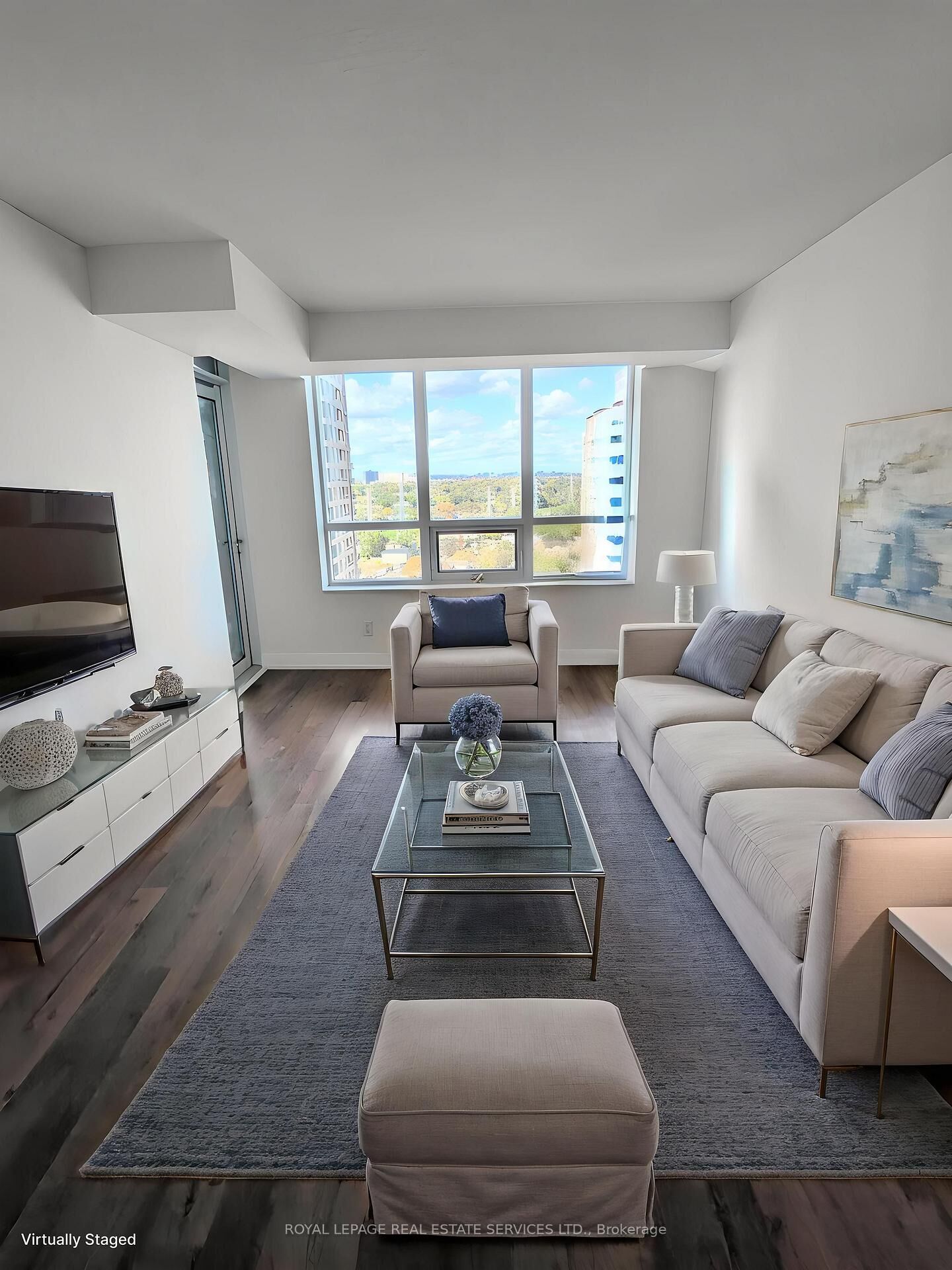 Property Photo: 25 Viking Lane 2157 ON M9B 0A1