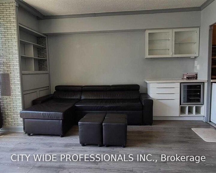 Property Photo:  33 Harbour Square 2622  ON M5J 2G2 