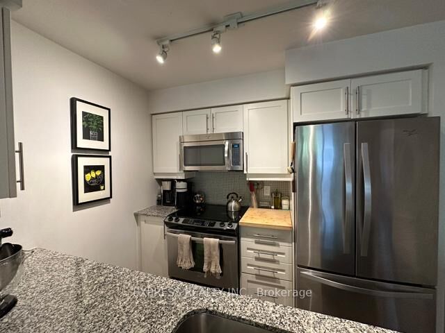 Property Photo:  38 Grand Magazine Street 532  ON M5V 0B1 
