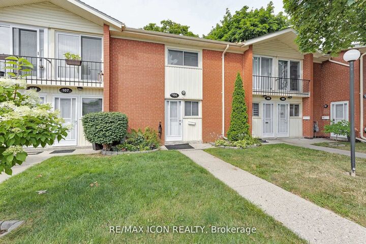 Property Photo:  1090 Kipps Lane 106  ON N5Y 1V4 