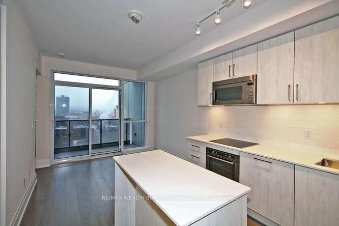 Property Photo:  88 Cumberland Street 905  ON M5R 1A3 