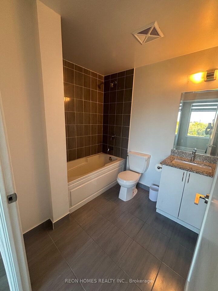 Property Photo:  3220 Sheppard Avenue E 220  ON M1T 0B7 