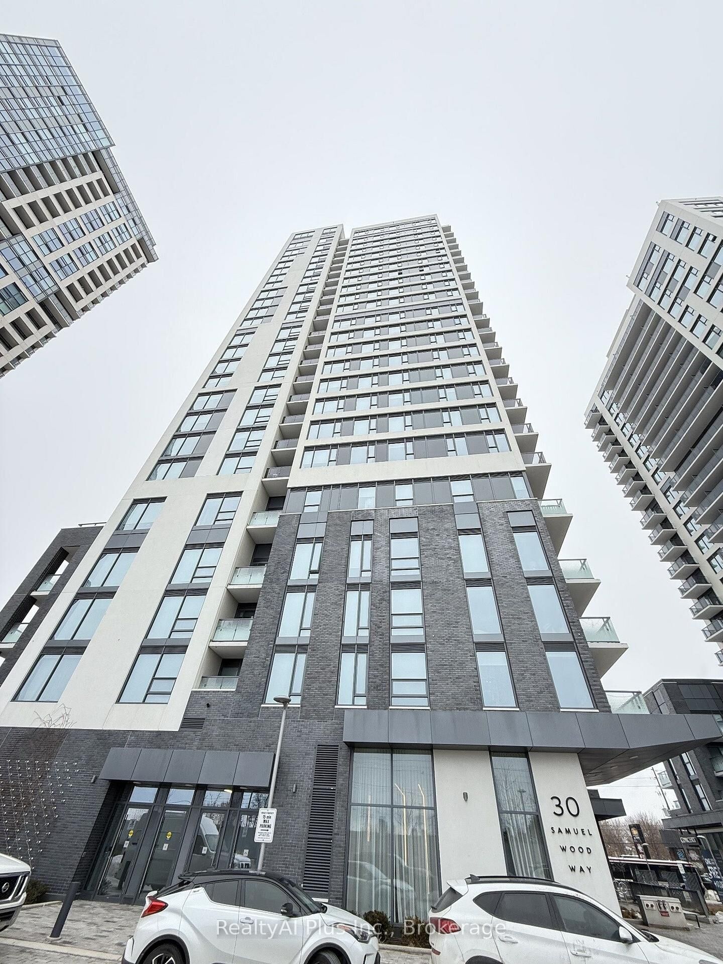 Property Photo:  30 Samuel Wood Way 1004  ON M9B 0C9 