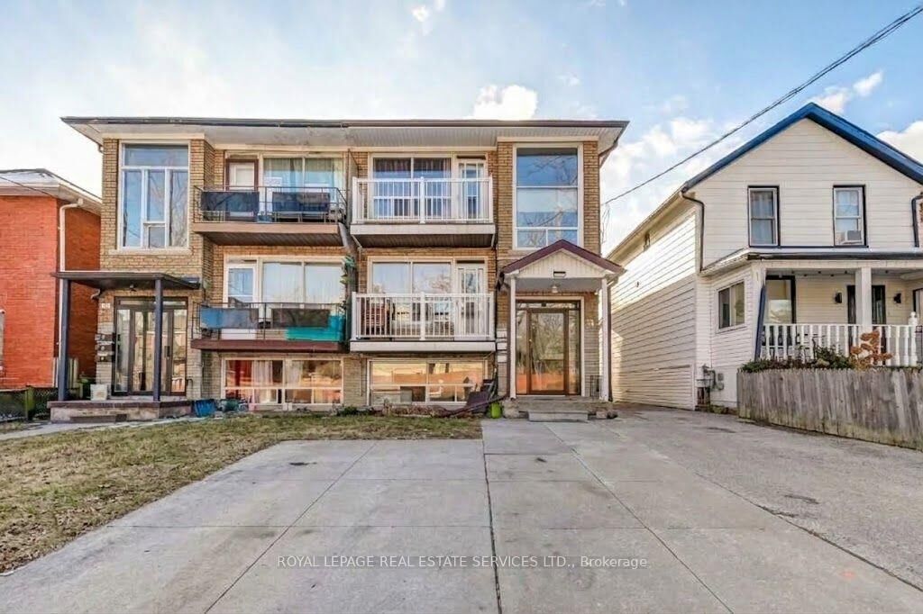 Property Photo:  74 Burlington Street 1  ON M8V 2L2 