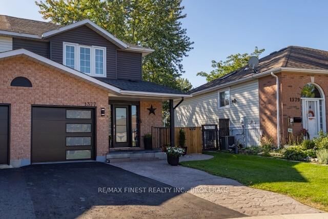 Property Photo:  1377 Brackenwood Crescent  ON K7P 2W4 