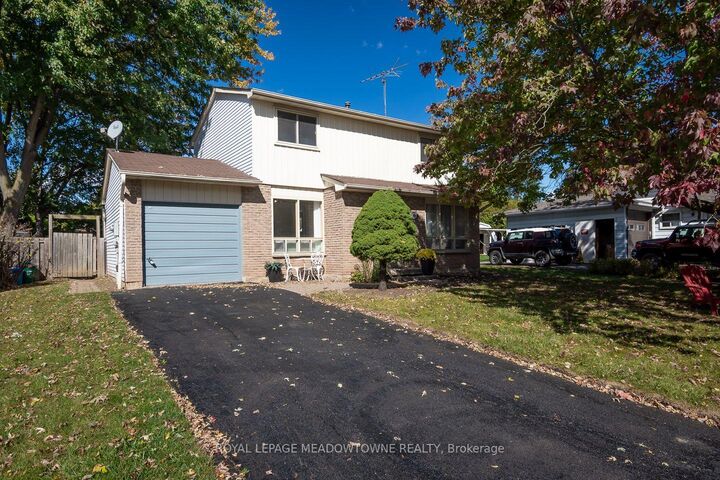 Property Photo:  855 Governors Court  ON L9T 3W6 