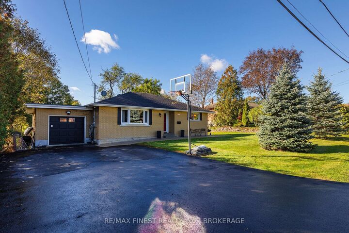 Property Photo:  1409 Sproule Street  ON K7P 2V3 