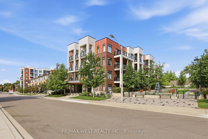 Property Photo:  130 Canon Jackson Drive 302  ON M6M 2G1 