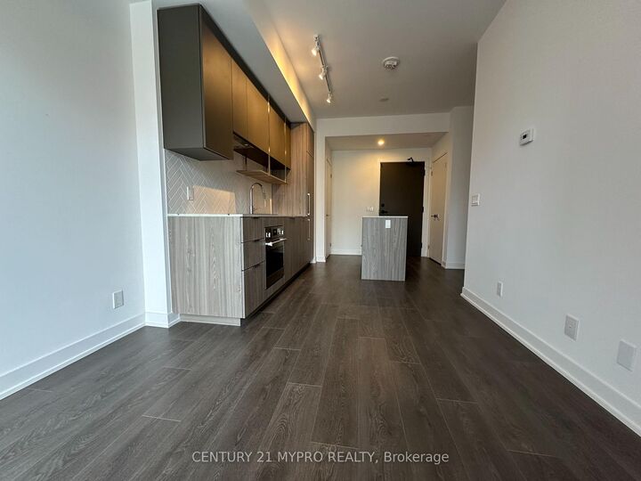 Property Photo:  15 Holmes Avenue 1207  ON M2N 0L4 