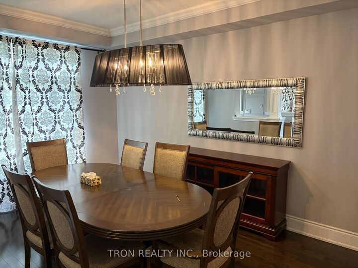 Property Photo: 16 Dungannon Drive ON L6C 0K1