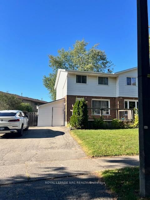 Property Photo:  4227 Briarwood Avenue  ON L2E 6Z1 