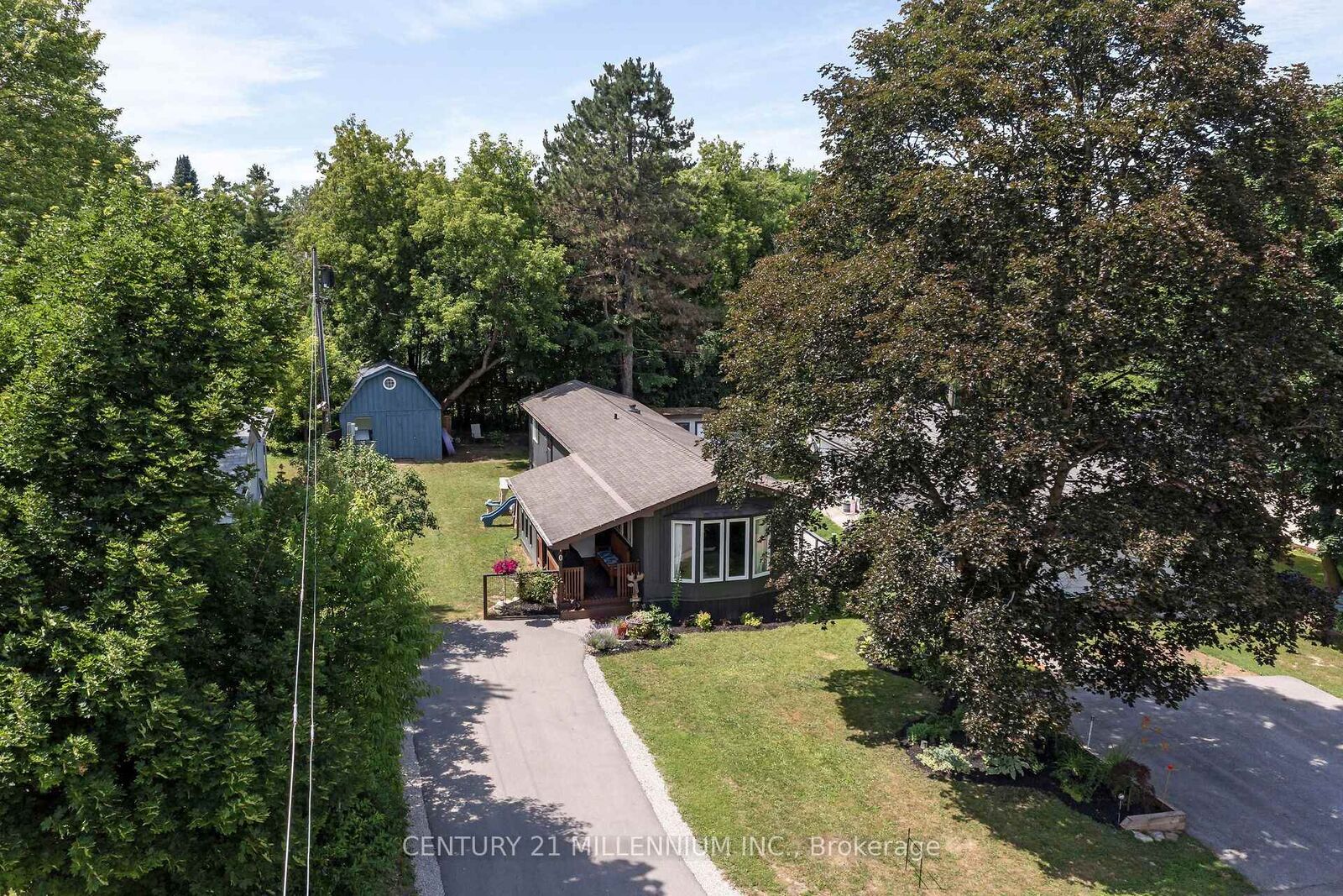 Property Photo:  10 Park Boulevard  ON N0B 1T0 