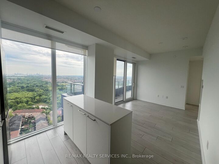 Property Photo: 260 Malta Avenue 2204 ON L6Y 6L7