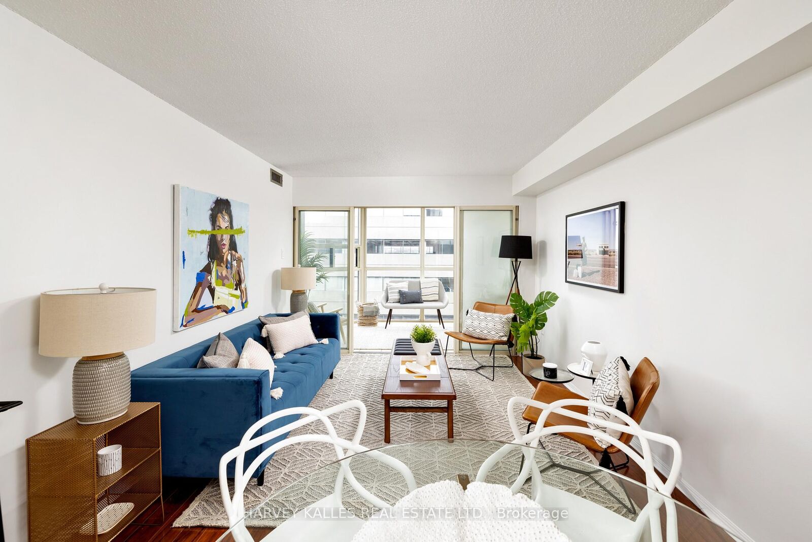 Property Photo:  705 King Street W 1414  ON M5V 2W8 