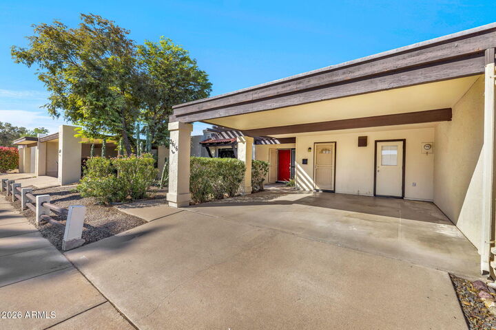 Property Photo:  2616 S Azalea Drive  AZ 85282 