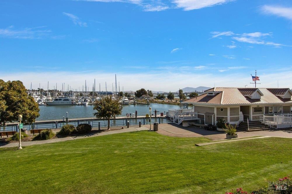 Property Photo:  250 E 2nd Street  CA 94510 