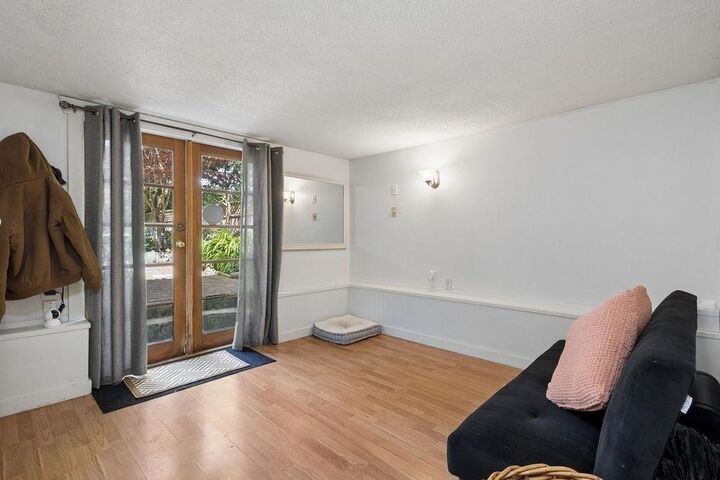 Property Photo:  1255 E 23 Avenue  BC V5V 1Z1 