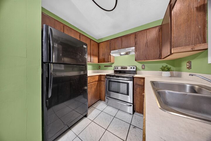 Property Photo:  45320 Creekside Drive  BC V2P 7K6 
