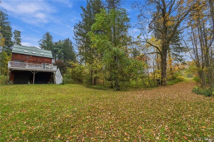 Property Photo:  3864 Hollow Road  NY 14167 