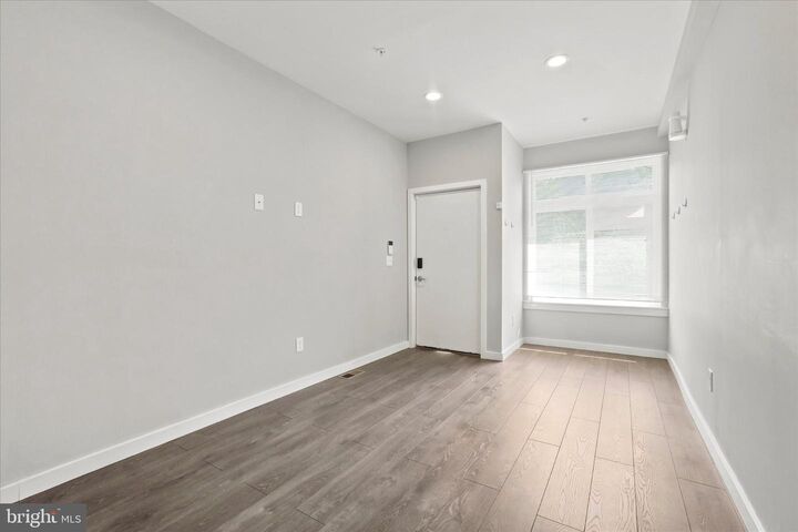 Property Photo: 2044 N Fifth Street PA 19122