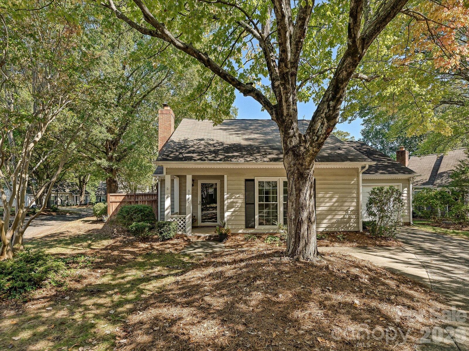 Property Photo: 3105 Stone Orchard Place NC 28209