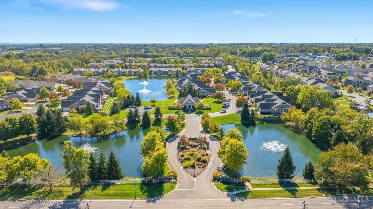 Property Photo:  4384 English Oak Court  OH 45040 