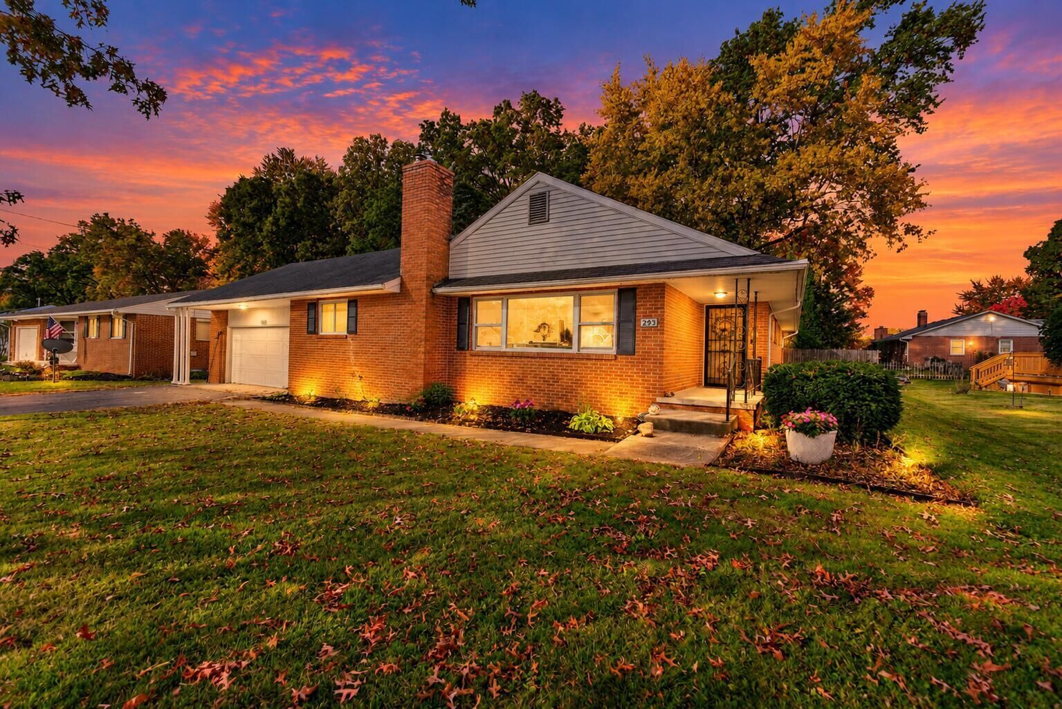 Property Photo:  293 Siesta Drive  OH 43302 