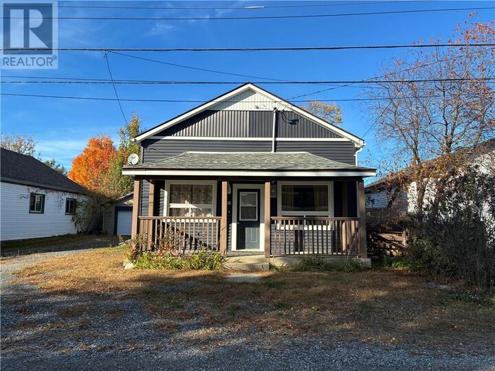 Property Photo:  514 John Street  ON P5E 1L3 