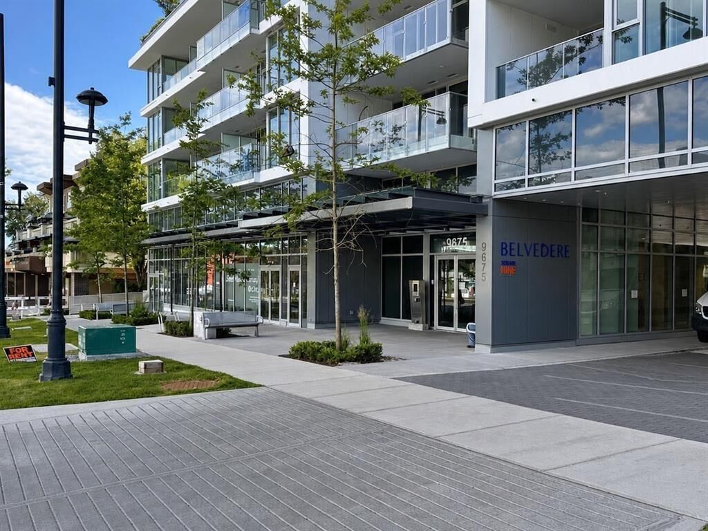 Property Photo:  9675 King George Boulevard 2506  BC V3T 2V3 