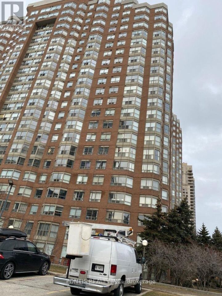 Property Photo: 325 Webb Drive 310 ON L5B 3Z9