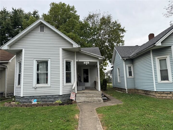 Property Photo:  814 Elwood Street  OH 45042 