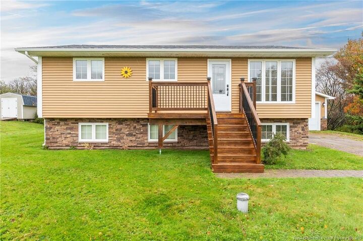 Property Photo:  20 Melanson Road  NB E4N 1X4 