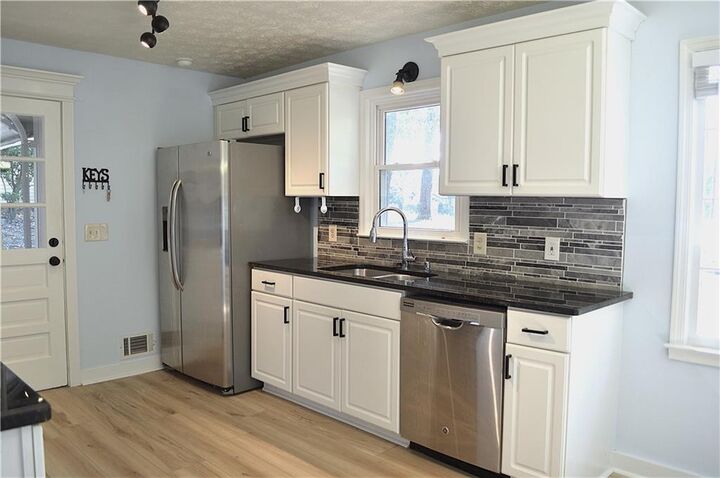 Property Photo:  390 Tidwell Circle  GA 30004 
