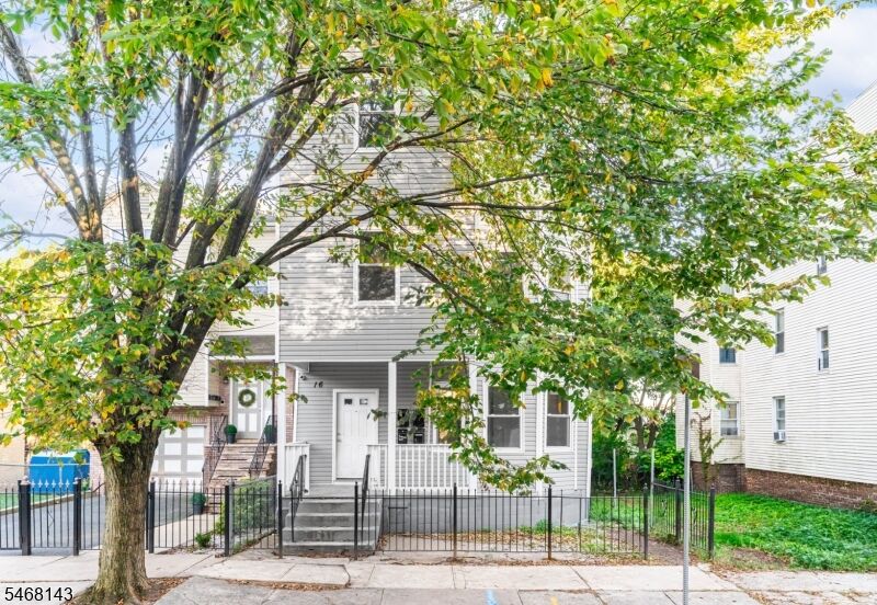 Property Photo:  16 Seymour Ave  NJ 07108 