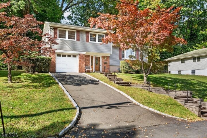 Property Photo:  10 Hasbrouck Ave  NJ 07630 
