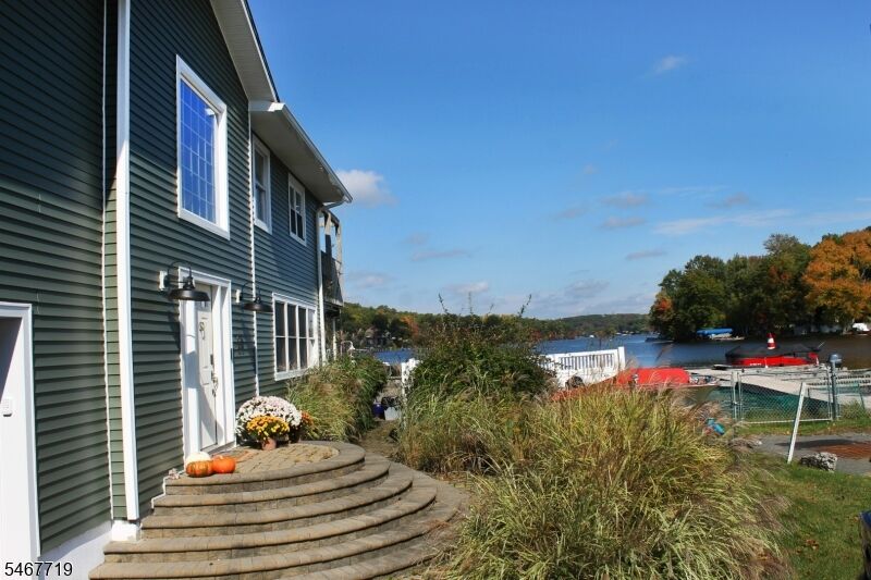 Property Photo: 25 Waterside Dr NJ 07849