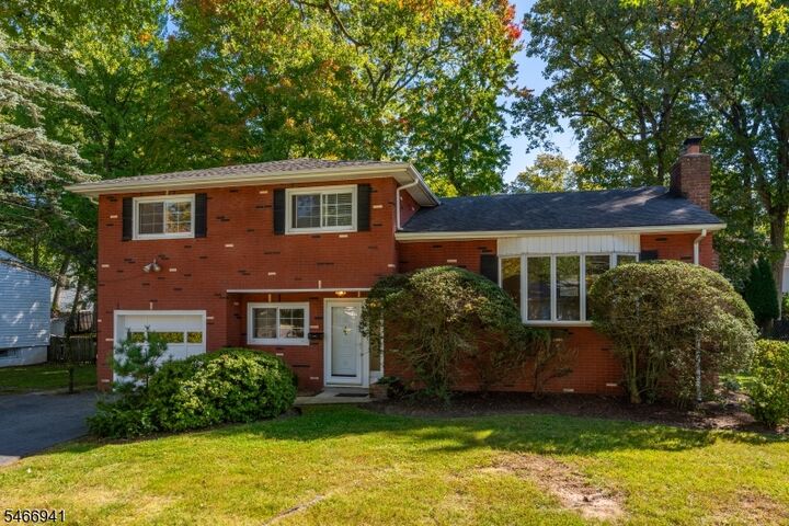 Property Photo: 45 Crestmont Rd NJ 07052