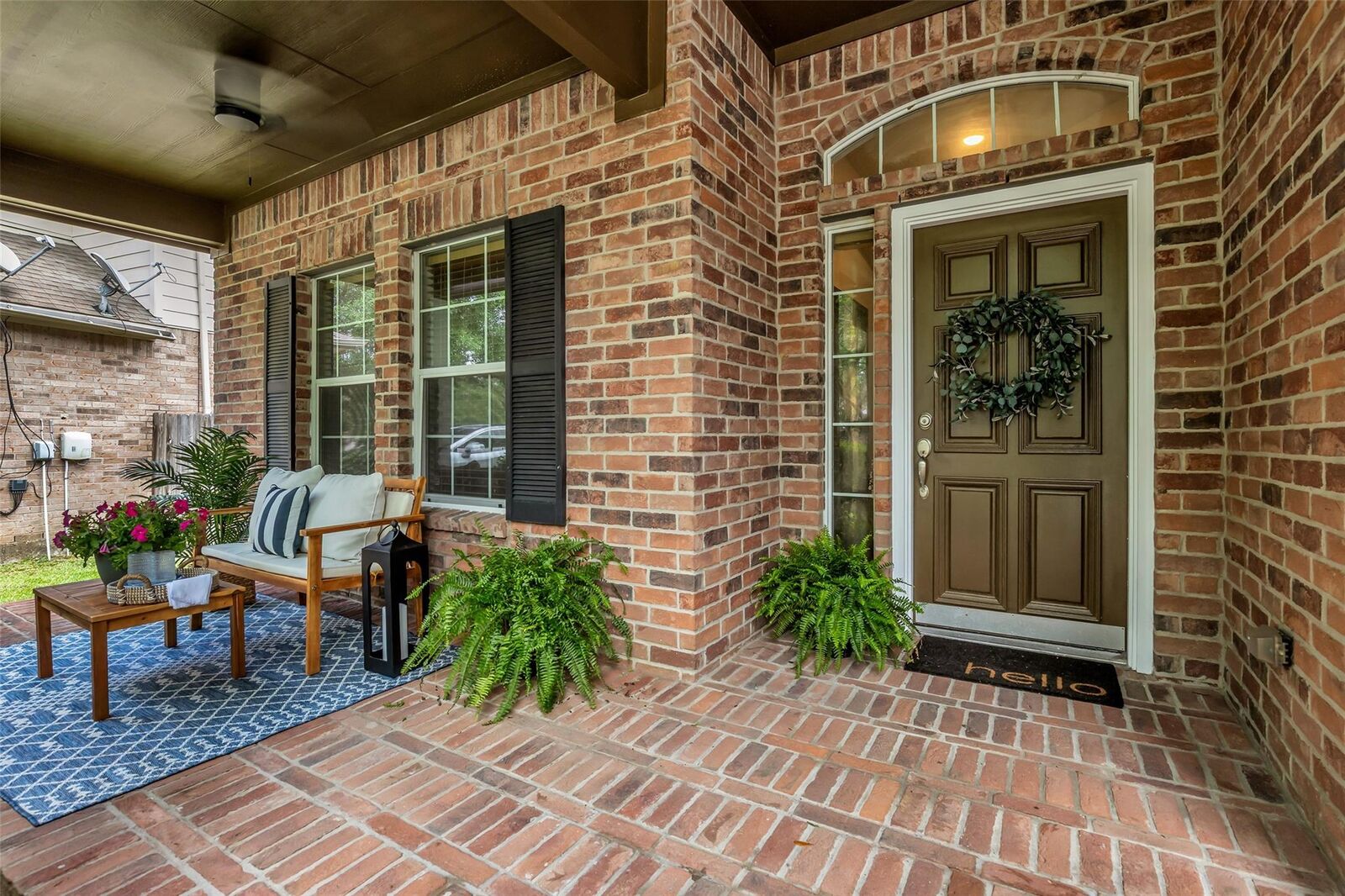 Property Photo: 134 S Star Ridge Circle TX 77382