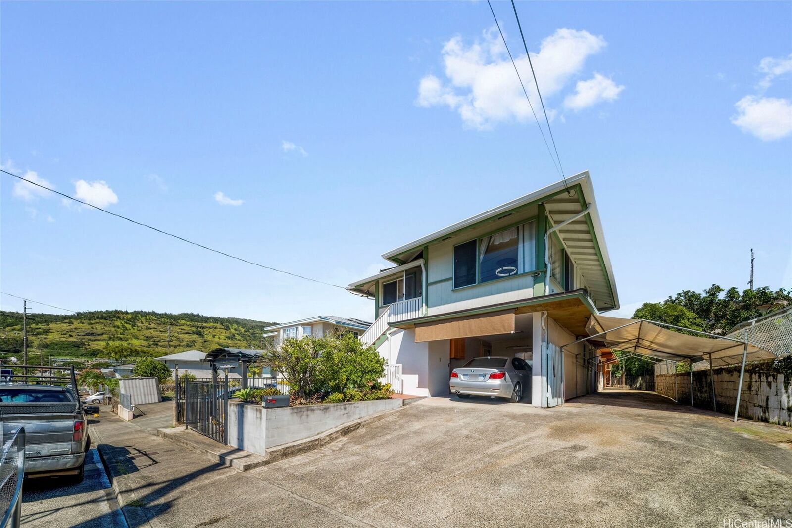 Property Photo:  1596 Perry Street  HI 96819 