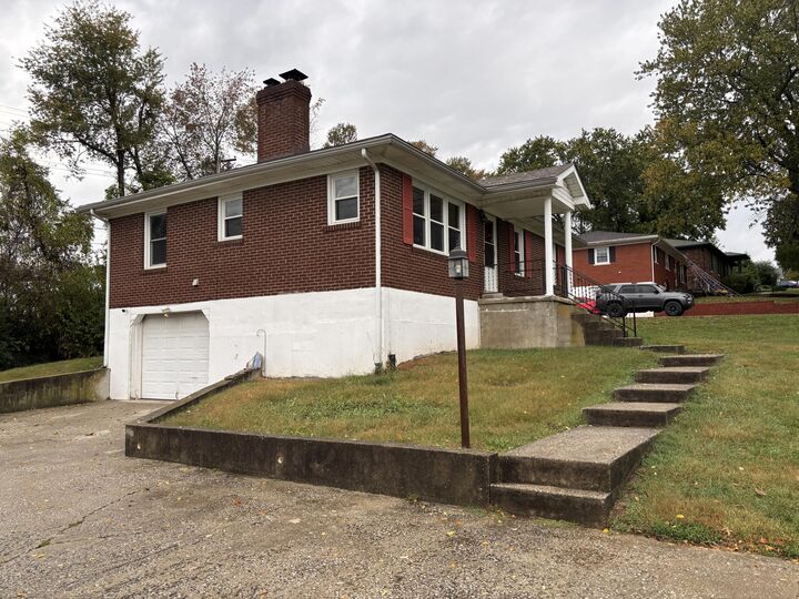 Property Photo: 19 Vicky Way KY 40601