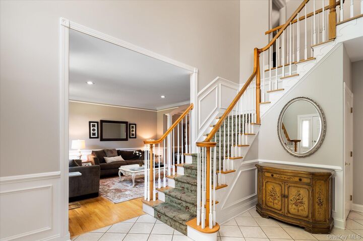 Property Photo: 6 Theal Court NY 10589