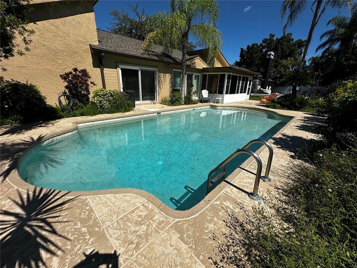 Property Photo: 4506 Old Saybrook Ave FL 33624