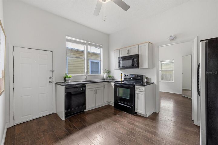 Property Photo:  2204 N 10th Street  FL 33605 