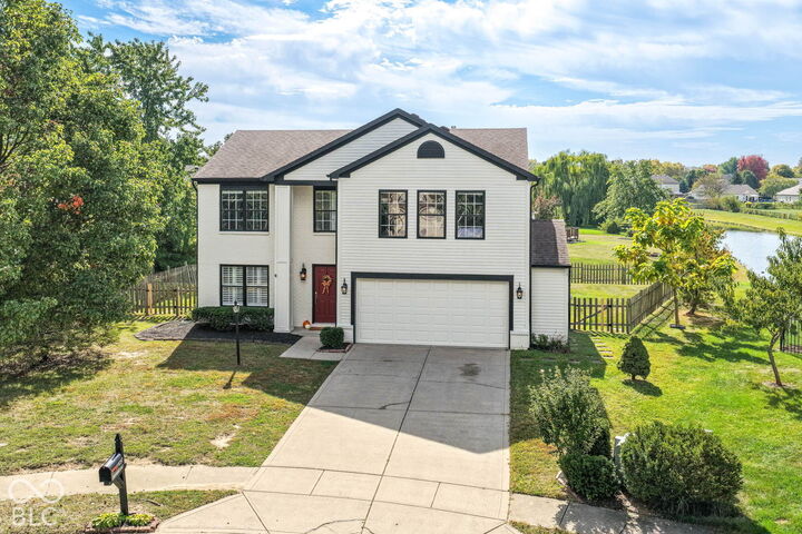 Property Photo:  14057 Stonewood Place  IN 46037 