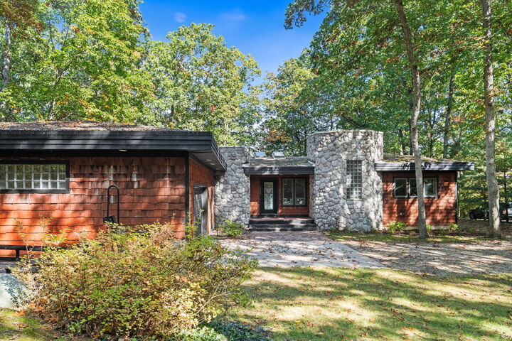 Property Photo:  3855 Forest Trail  MI 49010 